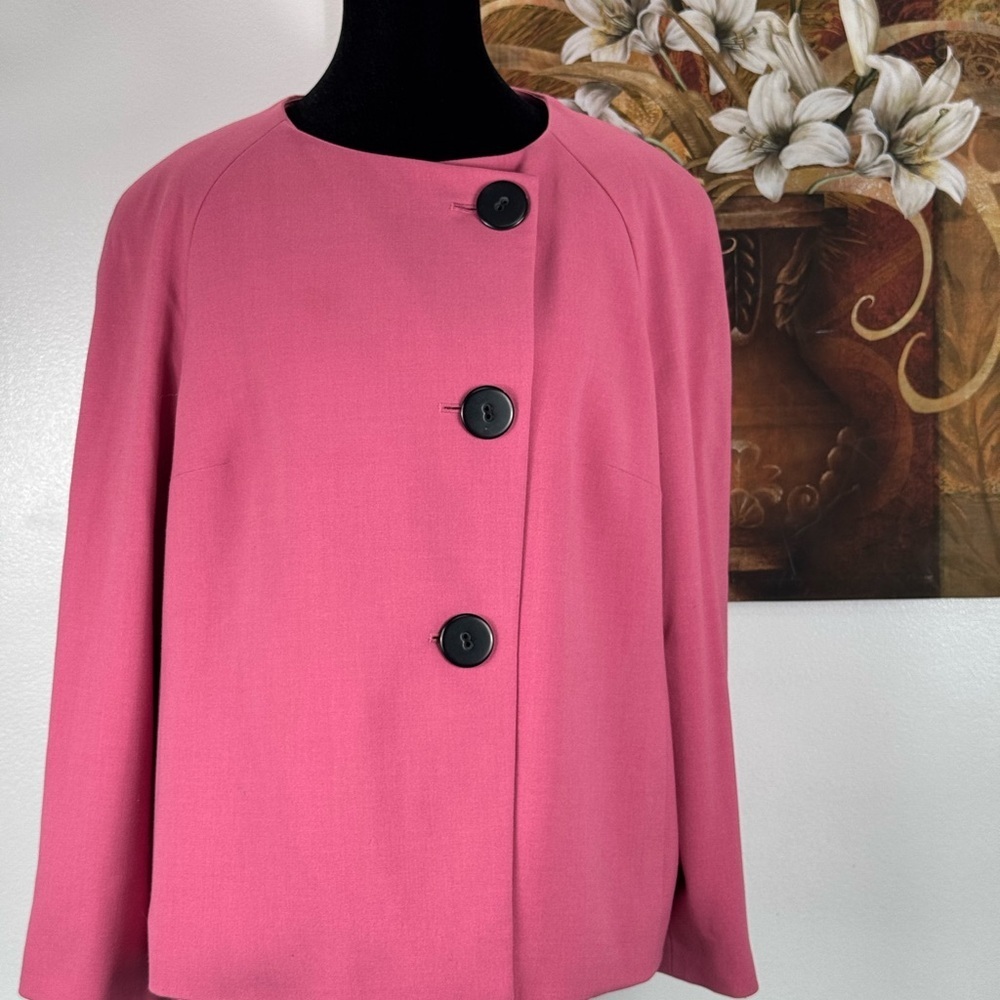 Le suit Elegant Pink Women's Jacket size 16